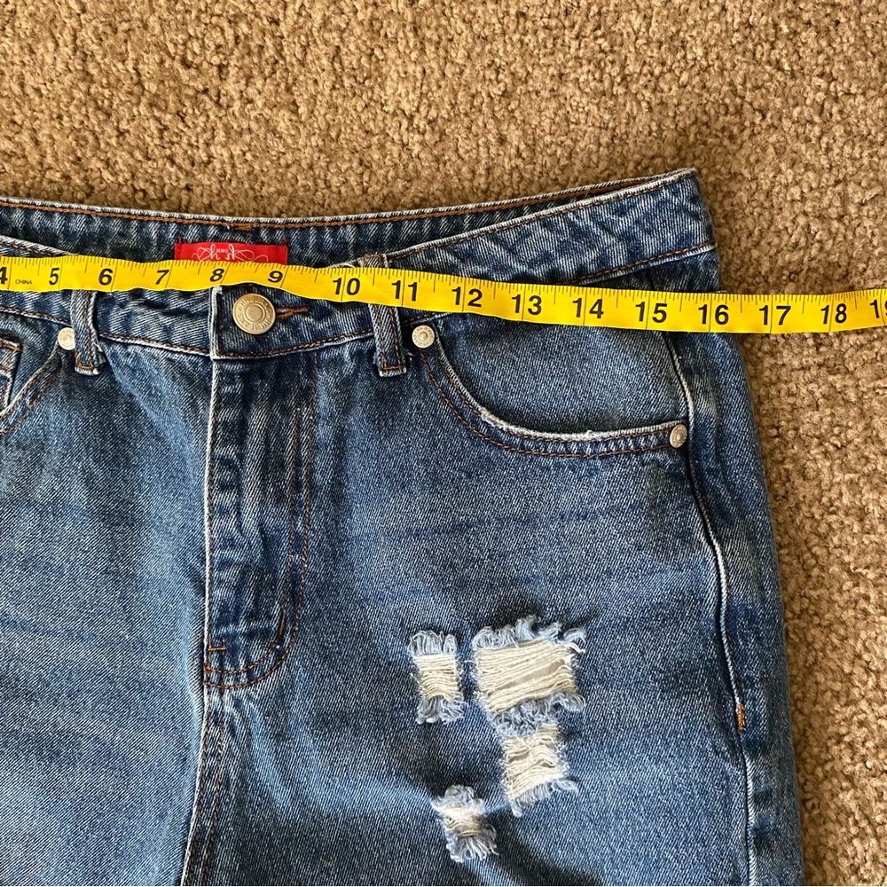Distressed Blue Jeans - Picture 9 of 10